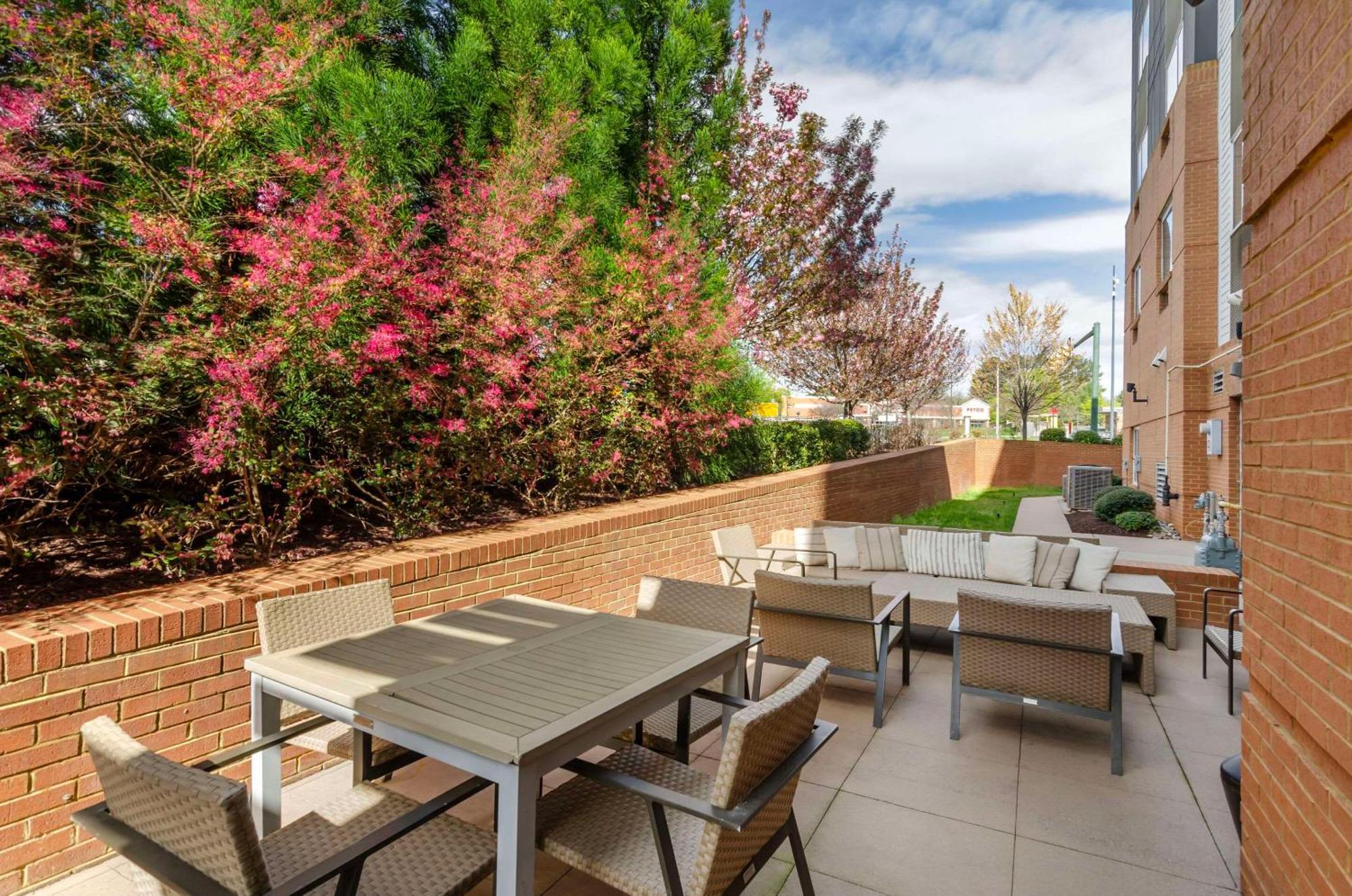 Country Inn & Suites By Radisson, Charlottesville-Uva, Va Exterior photo